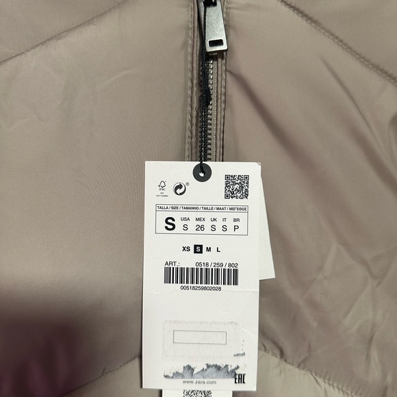 ZARA | Chaqueta Corta Acolchada (bomber jacket) - Picture 3 of 3